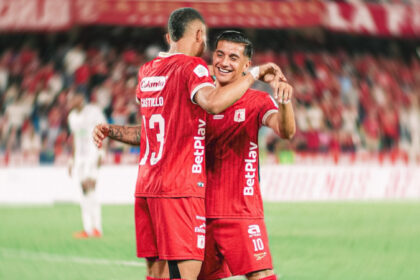 América